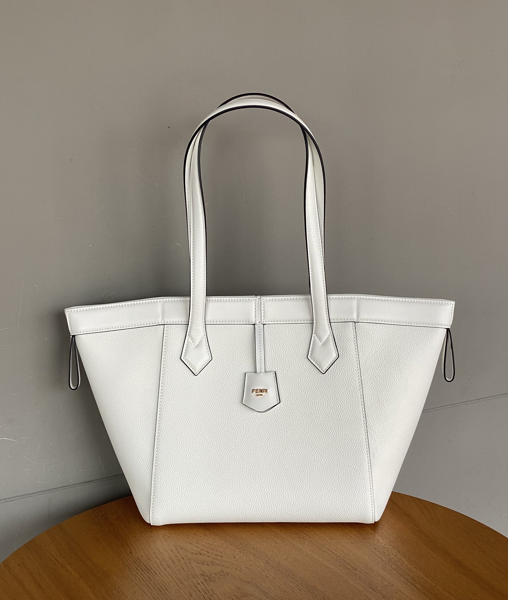 Fendi Medium Origami Transformable Leather Shoulder Bag White